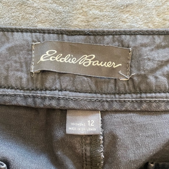 EDDIE BAUER cropped grey-washed cargo pants - Picture 6 of 9